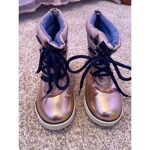 Tommy Hilfiger toddler snow boots size 11